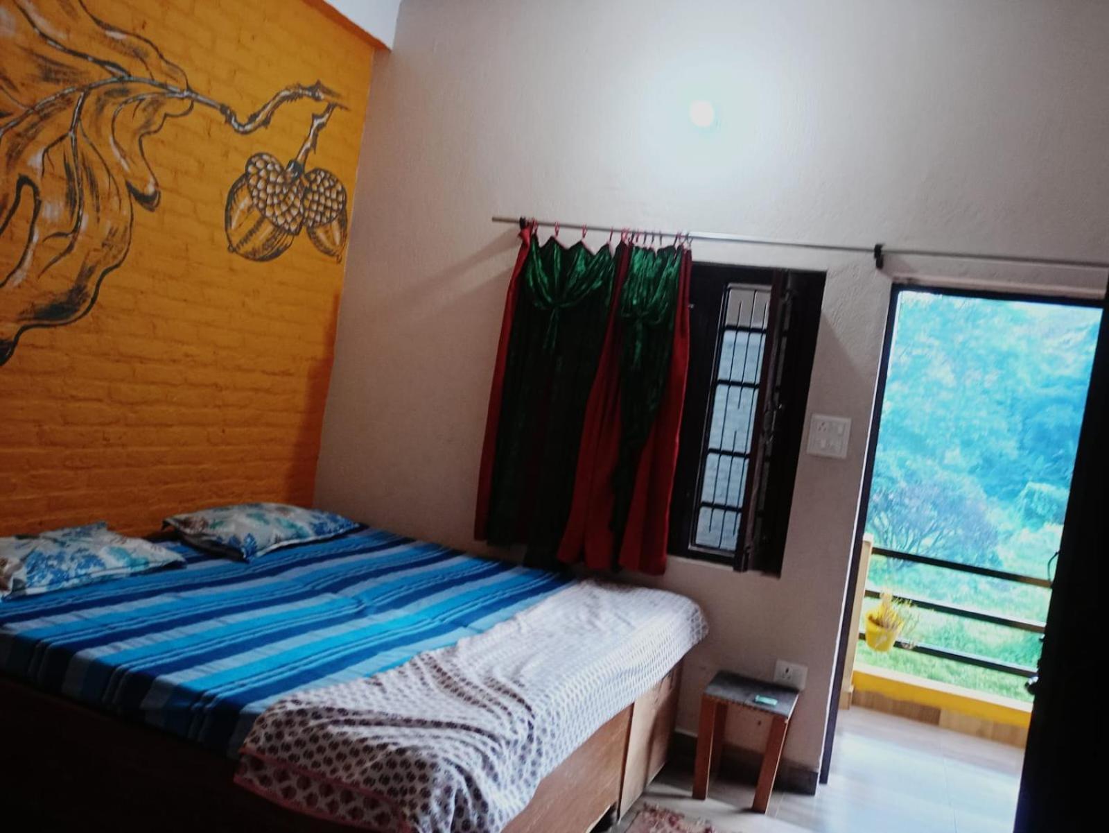 Utsav riverbank homestay Haldwāni Eksteriør billede